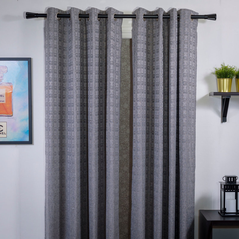 Tringle à rideaux simple Clyburn 1,125 po, Noir, H 3,5 po x l 96 po x P 5,25 po