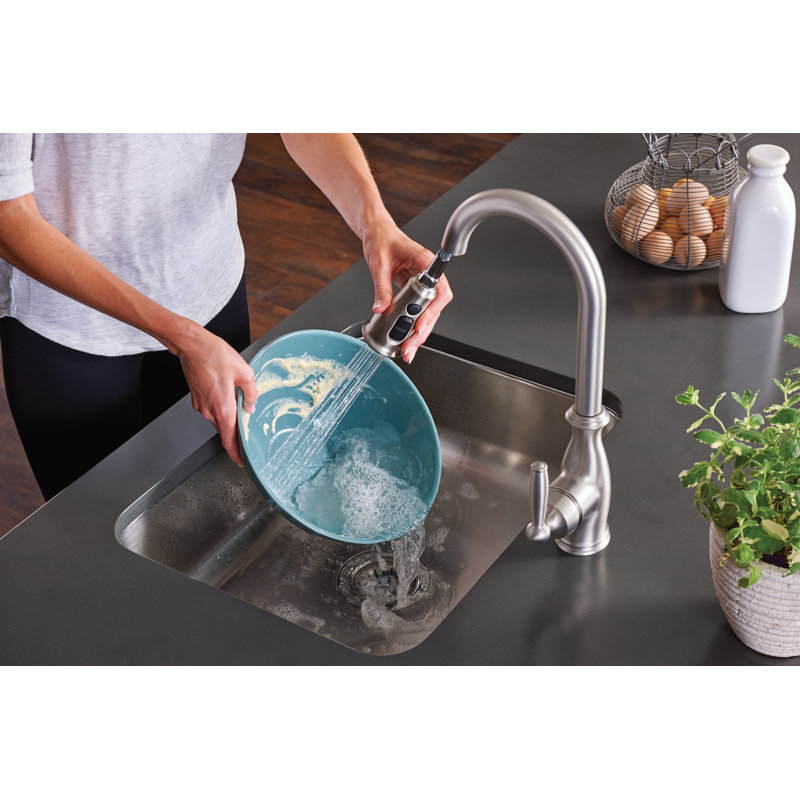 Robinet de cuisine à poignée simple Brantford avec PowerBoost et Reflex, Acier inoxydable résistant aux taches