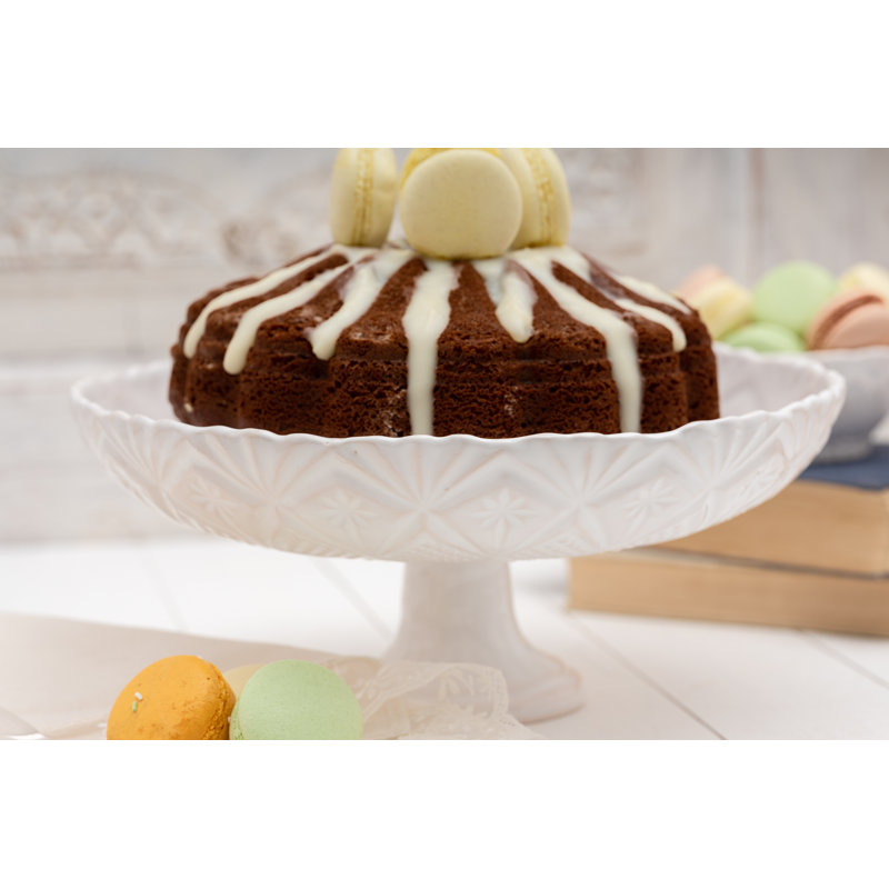 Vintage Inspired Ceramic Ceramic Cake Stand, White