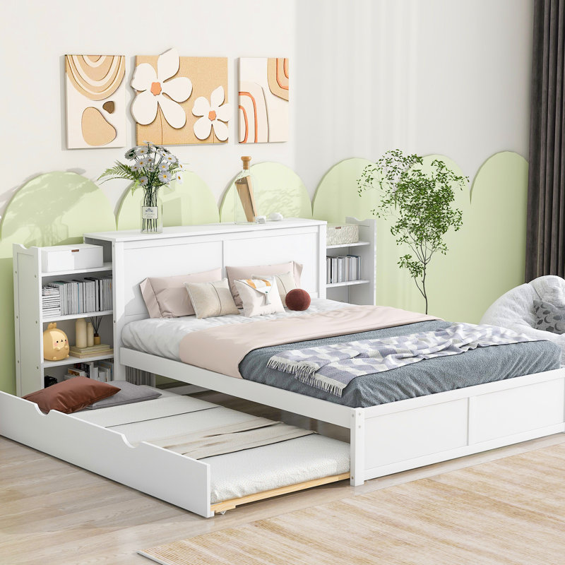 Grand lit blanc avec tablettes coulissantes et lit gigogne simple TG