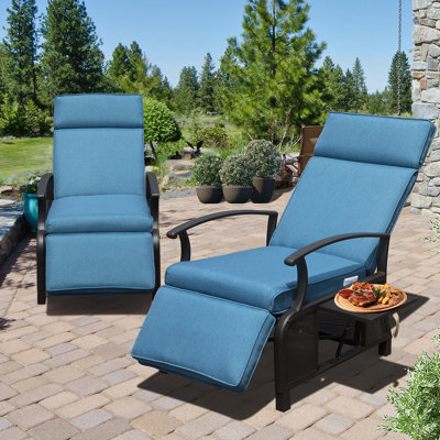 Adjustable Patio Recliner Chair Metal Outdoor Lounge Chair With Flip Table Push Back