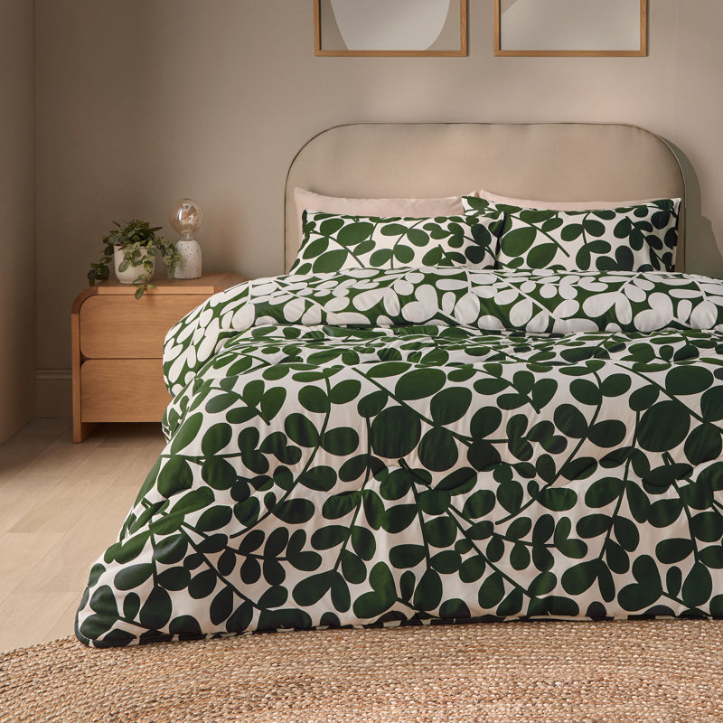 Silentnight Coverless 10.5 Tog Leaf Print Duvet and Pillowcase Set, King, Purple Berry Leaf