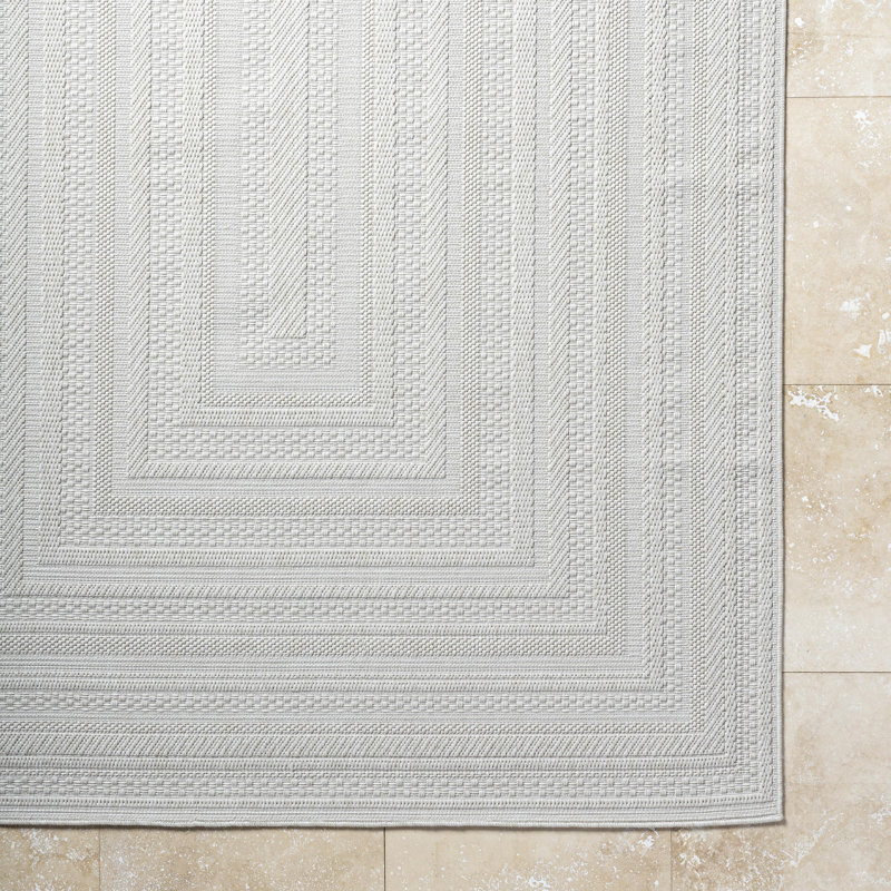 Tapis rectangulaire en polypropylène tissé à la machine en gris, Rectangle 6 pi 7 po x 9 pi