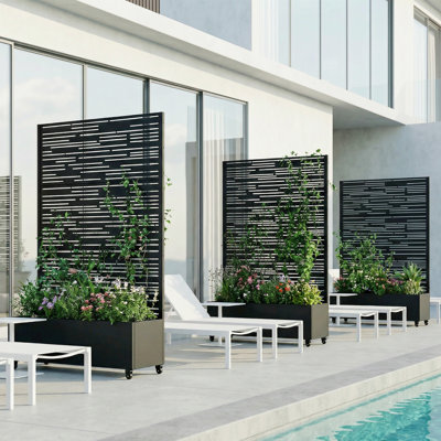 Lit de jardin en métal avec treillis et roues H 6 pi x l 4 pi - noir