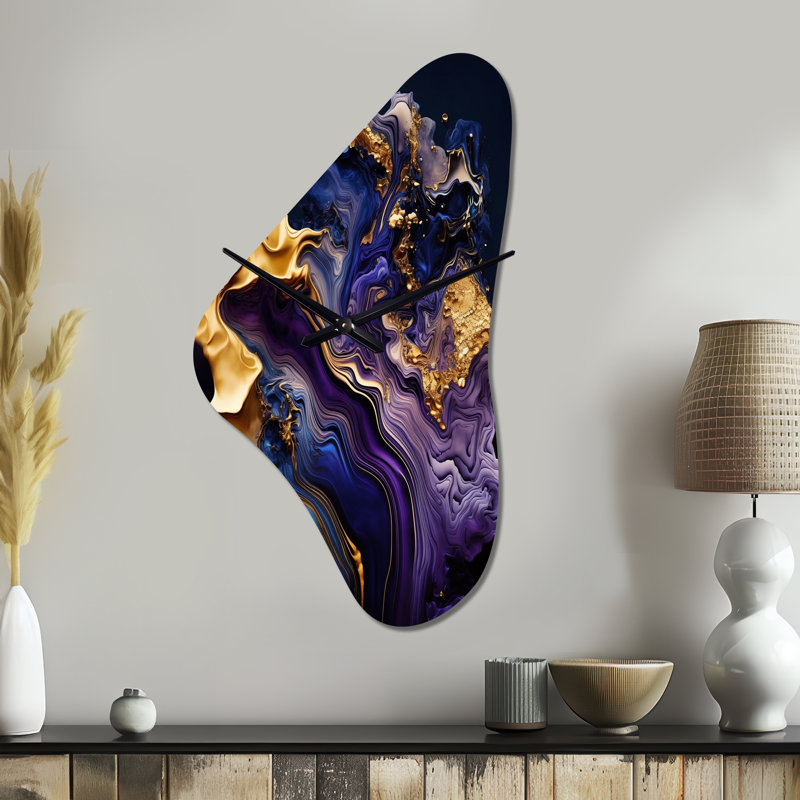 Horloge murale abstraite à motif géométrique en marbre mauve I - encre liquide asymétrique, Grand
