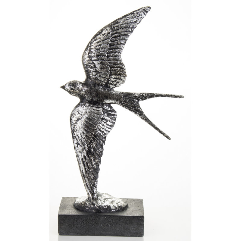 Figurines & Sculptures