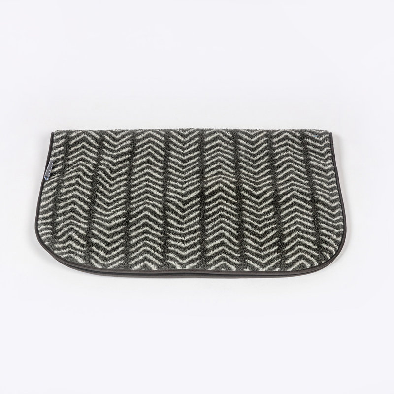 Chevron Outdoor Fleece/Microfiber Pet Blanket, 100cm L x 71cm W