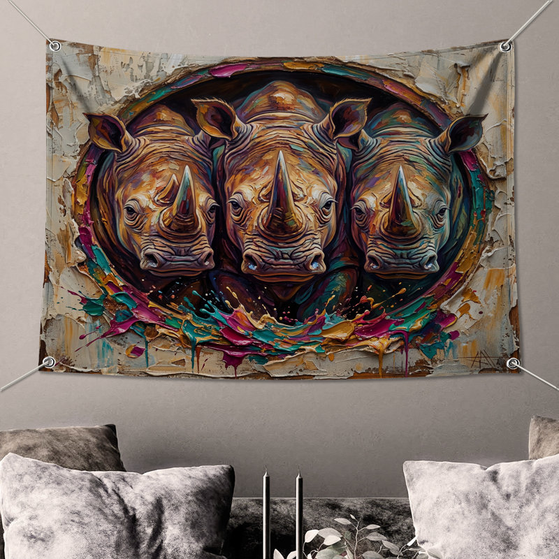 Tapisserie murale "Trois rhinocéros" - Rhinocéros, 68in H x80in W with 4 Grommets