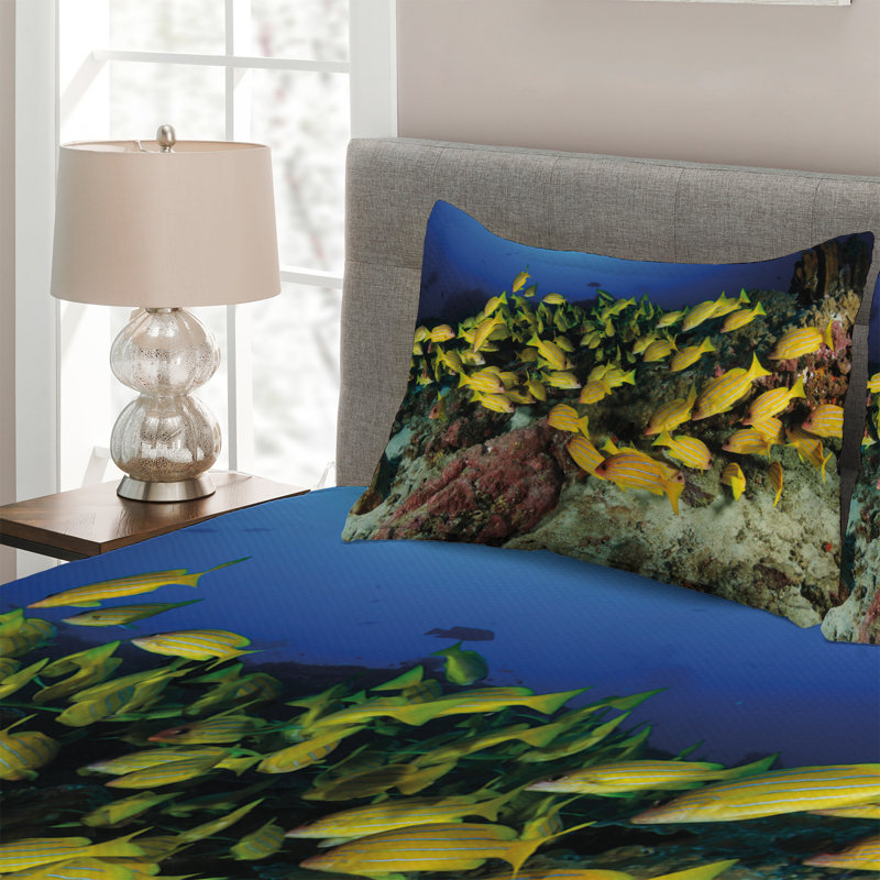Coastal Coverlet, King Bedspread + 2 Shams