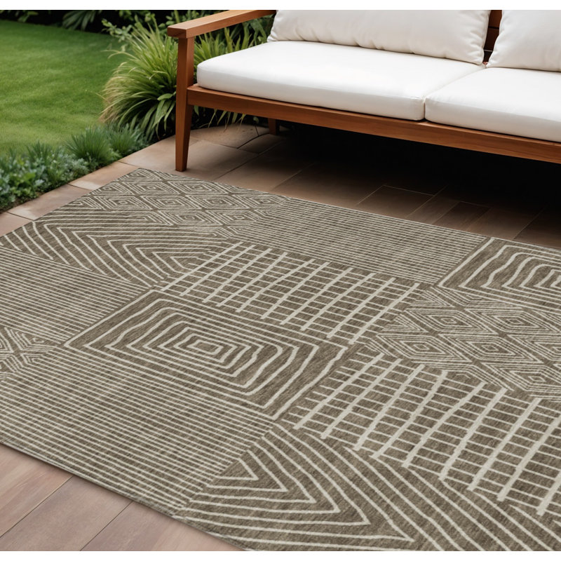 Tapis intérieur / extérieur géométrique lavable 9 pi x 12 pi brun et beige