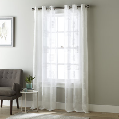 Paire de rideaux semi-transparents avec œillets Nemaha