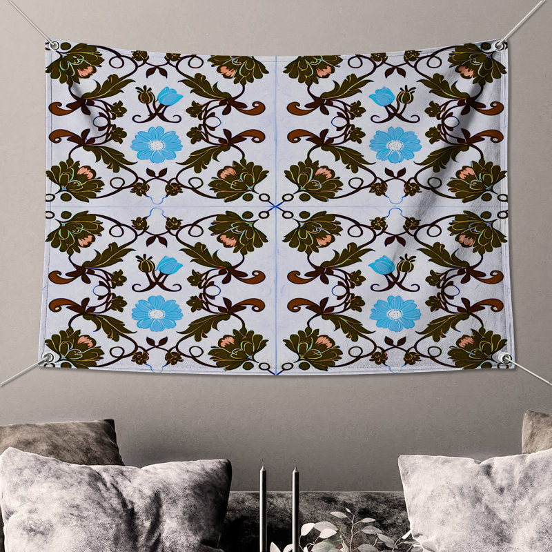 Tapisserie murale motif floral, H 50 po x l 60 po avec 4 œillets