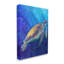 Tortue de mer nageant dans l'océan bleu profond sous l'eau par Alpenglow Workshop - Peinture-70686070-70686066