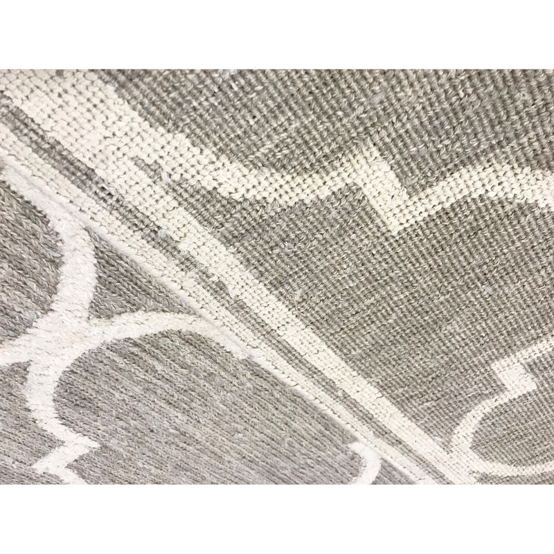 Himalayan Linen Geometric Area Rug in Gray/Beige