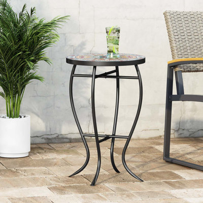 table d’appoint en métal
