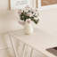 Table de bar de style crème-947476300