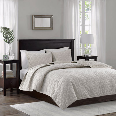 3 Piece Velvet Quilt Set Ivory King/Cal King