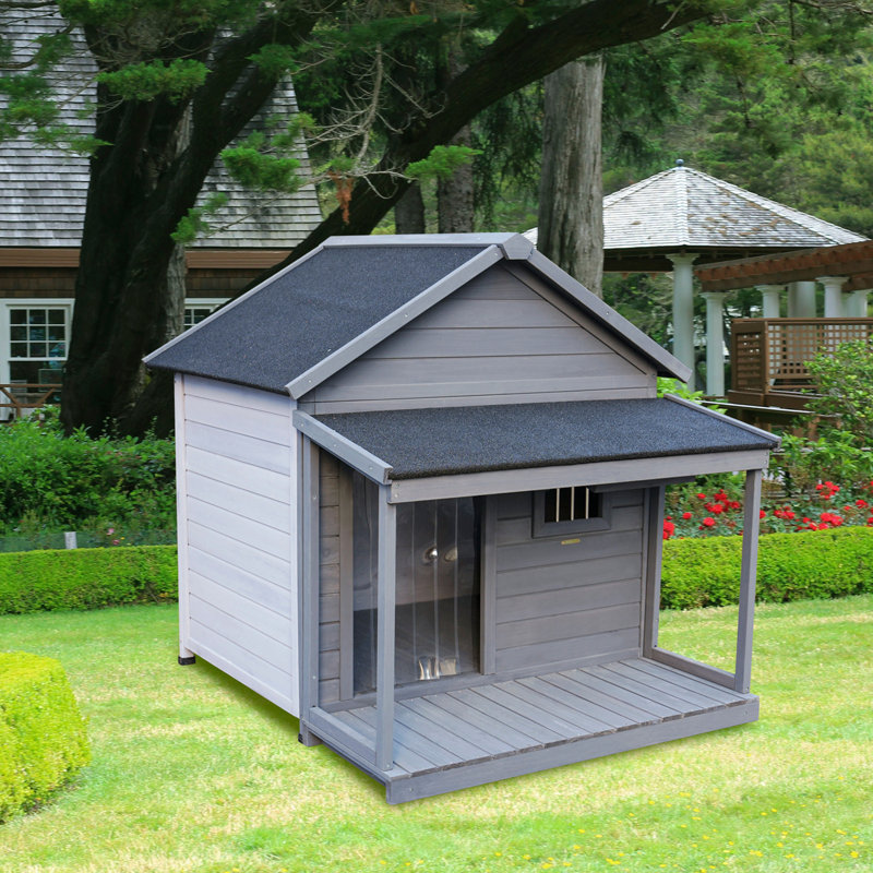 Large balcony doghouse