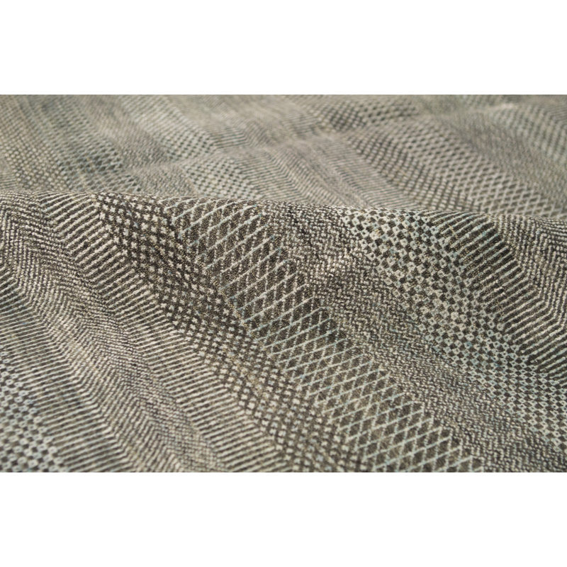 Area Rug in Gray, Rectangle 8'10" x 12'