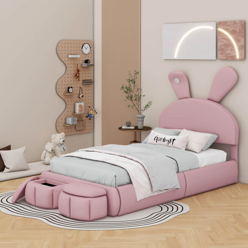 Lit plateforme tapissier avec oreilles dessinées et tête de lit légère, Rose
