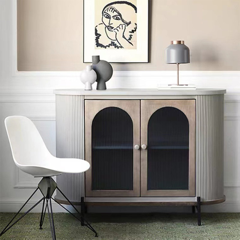 Petite vitrine française rétro