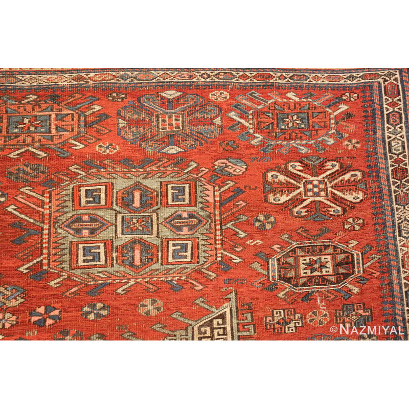 Tapis soumak rustique à motif géométrique antique
