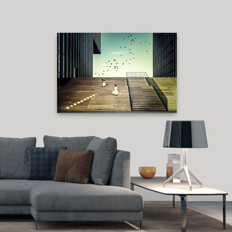 Filles sur un escalier moderne, oiseau abstrait, architecture moderne, art mural, H 32 po x l 48 po
