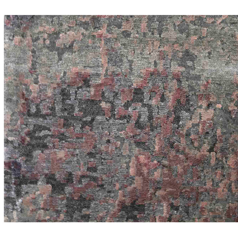 Hand Knotted Area Rug in Silver And Lilac