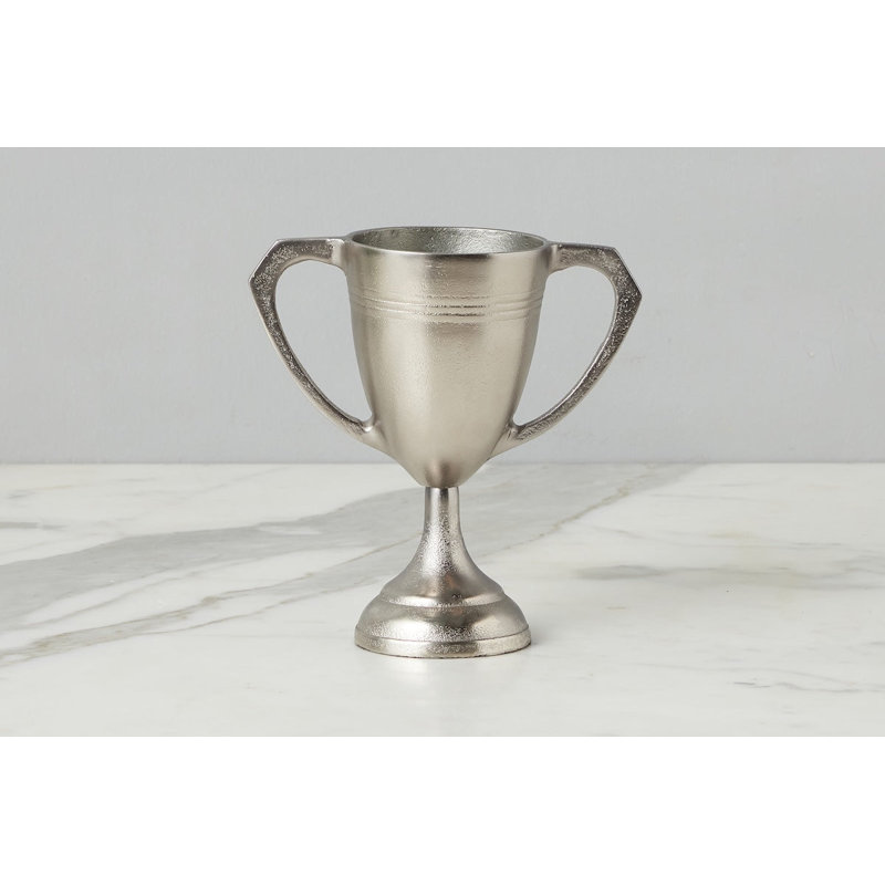 Coupe trophée vintage - 8,9 cm (L) x 17 cm (l) x 17,8 cm (H) - Argent