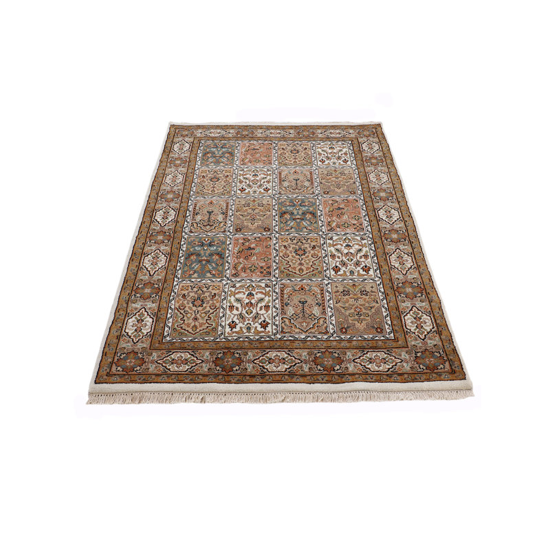 Bakhtiar Oriental Wool Hand Woven Area Rug, Rectangle 140 x 200cm