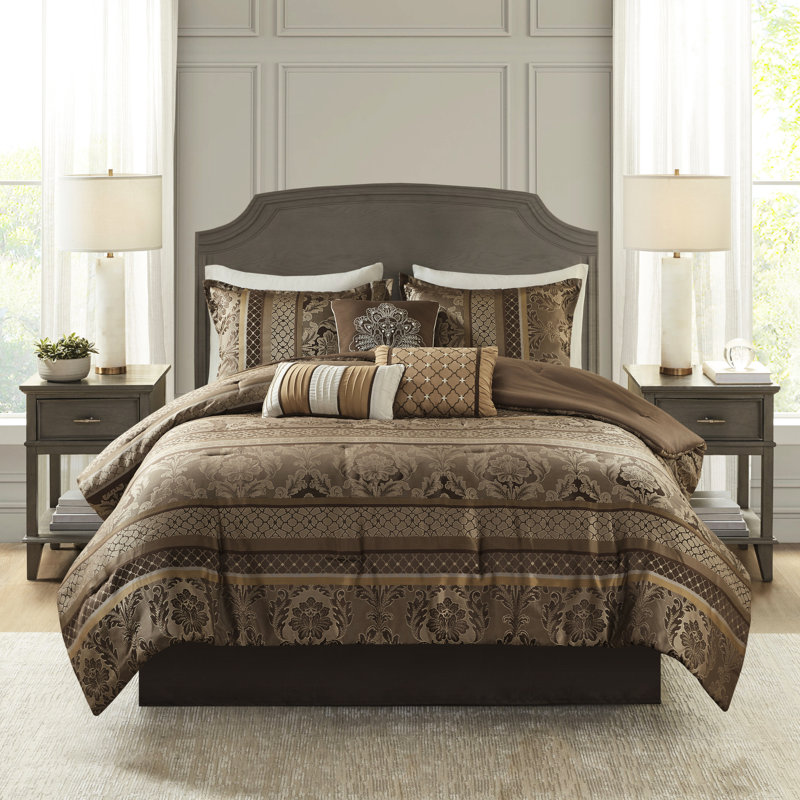 Édredon 7 pièces très grand - brun / or, avec coussins décoratifs à rayures, Édredon de très grande taille et 6 pièces suppl