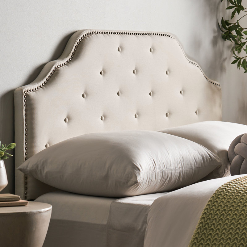 Tête de lit tapissier en tissu pour grand lit, bouton avec garniture en point de diamant tendance, garniture cloutée élégante,