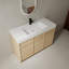 Meuble-lavabo de 48 po avec lavabo et armoire en résine. Conception moderne pour la salle de bain. Fabrication en contreplaqué. Rangement généreux. Tablettes réglables. Conception contemporaine blanche à fermeture en douceur. Base. Unité généreuse