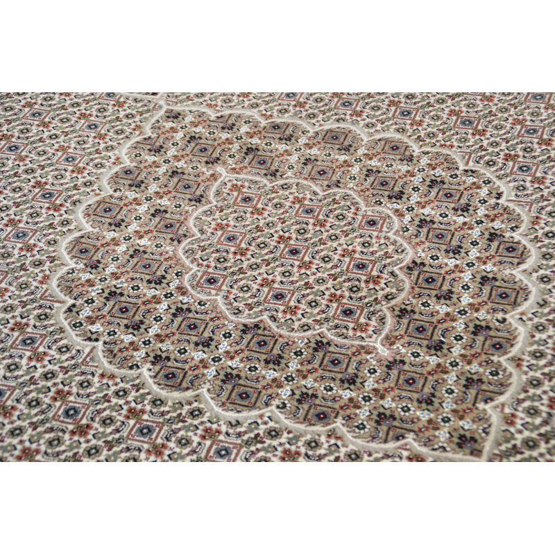 Herkimer Oriental Wool Hand Knotted Area Rug, Rectangle 250 x 350cm