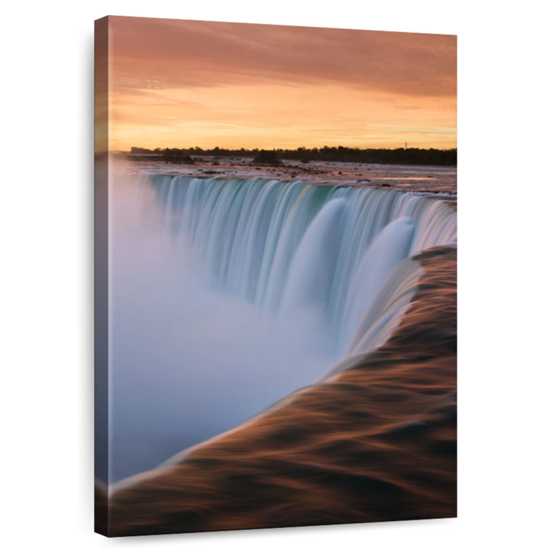 Vue du coucher de soleil sur les chutes du Niagara d'Alvord, H 48 po x l 32 po