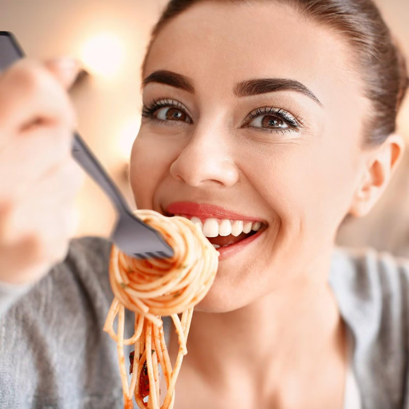 Ensemble de 48 couverts en acier inoxydable - Design élégant pour manger et recevoir