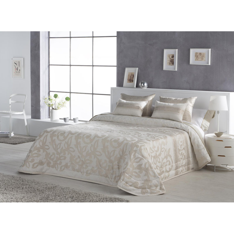 Saffo Polyester Floral Bedspread, Silver, 260 x 270 cm