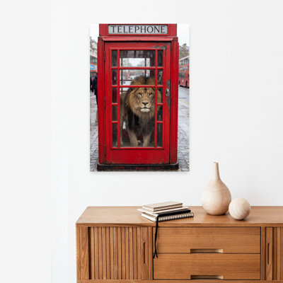 Lion in London Booth 1 Piece Wrapped Canvas Wall Art