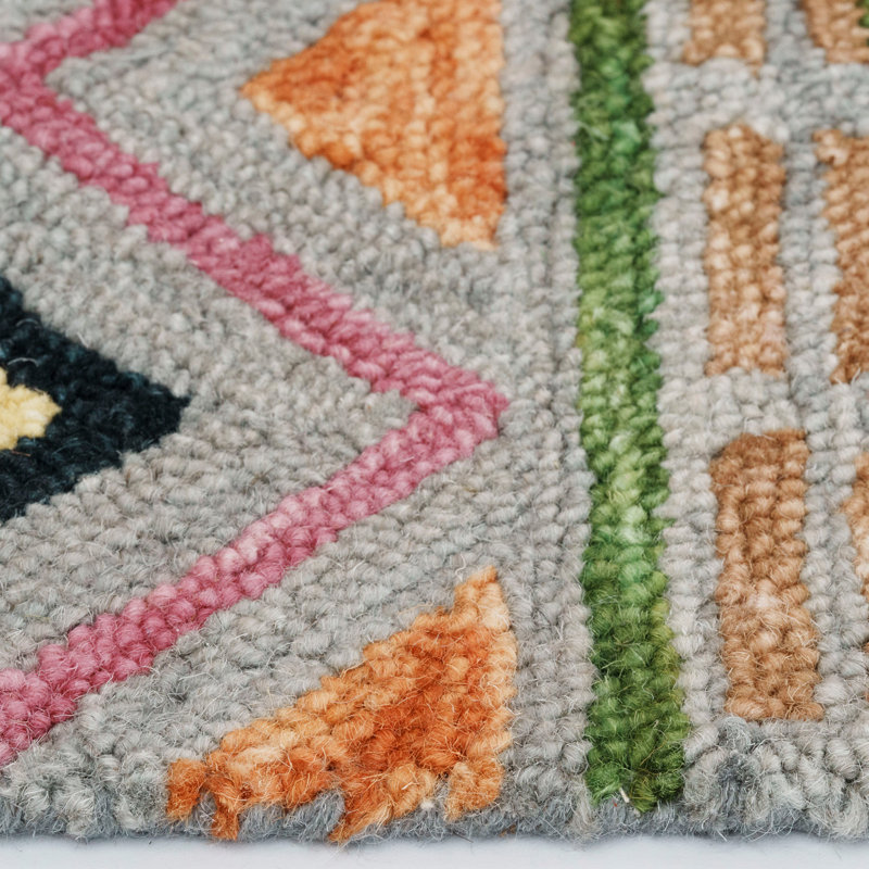 Skyia Performance Wool Geometric Indoor Rug, Runner 2'6" x 8'