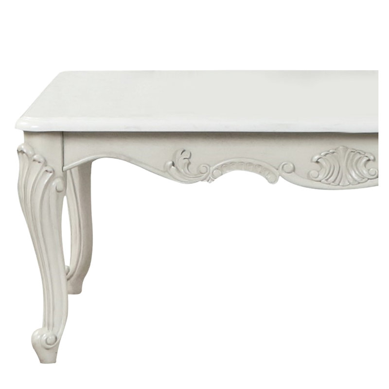 Table basse sophistiquée en bois - Finition grise pour un décor de maison enchanteur