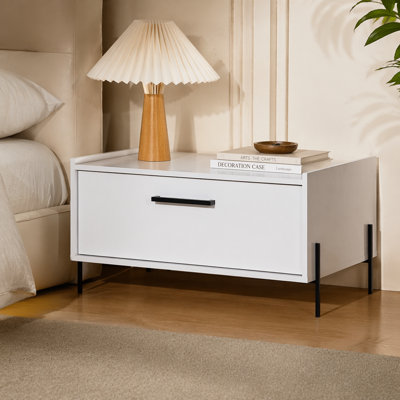 Table basse avec porte rabattable