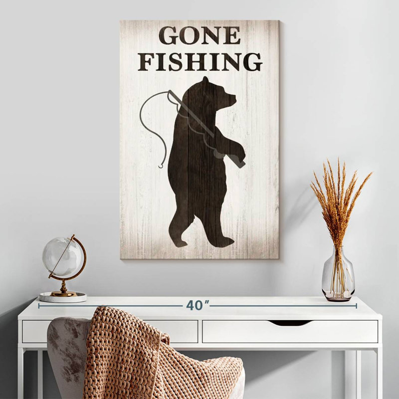 Senne Bear Gone Fishing, H 30 po x l 20 po