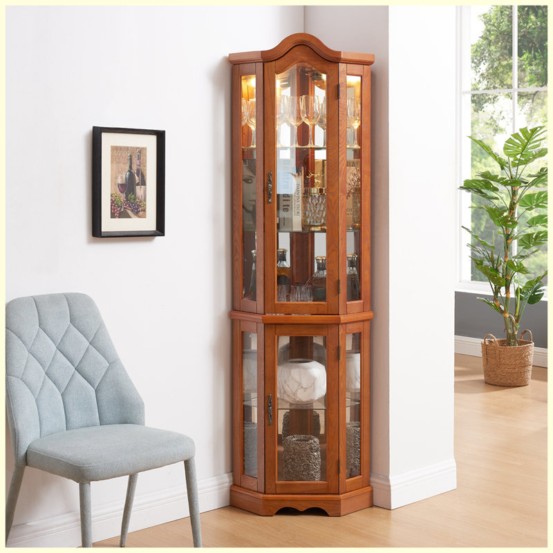 Vitrine de coin moderne lumineuse avec portes et tablettes en verre trempé, Chêne