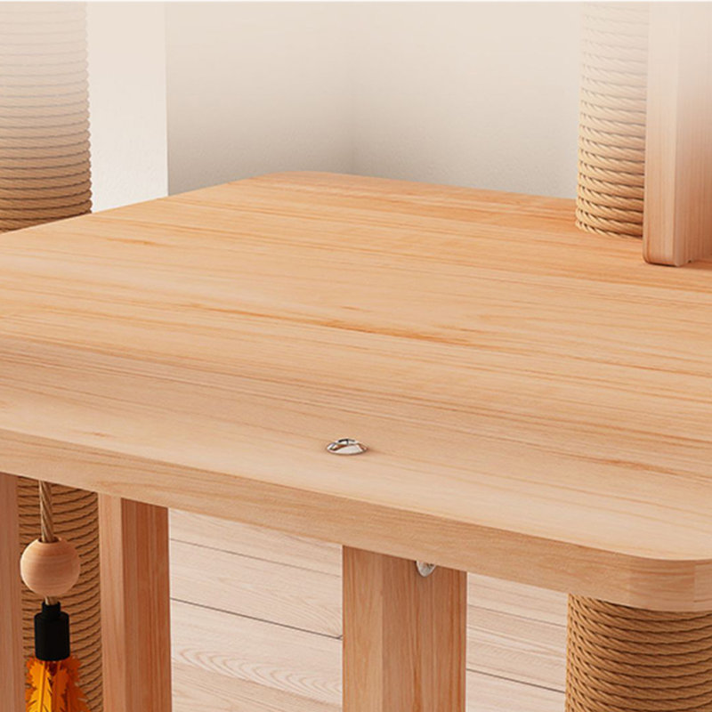Arbre à chat minimaliste en rotin et sisal pour un usage domestique