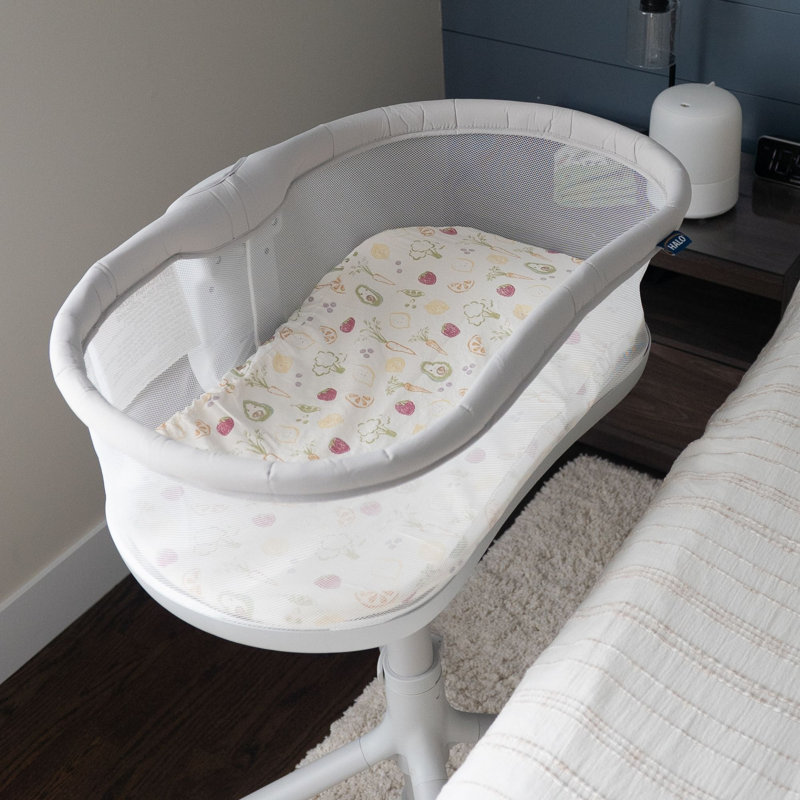 Clementine Fruits & Veggies Cotton Bassinet Sheet