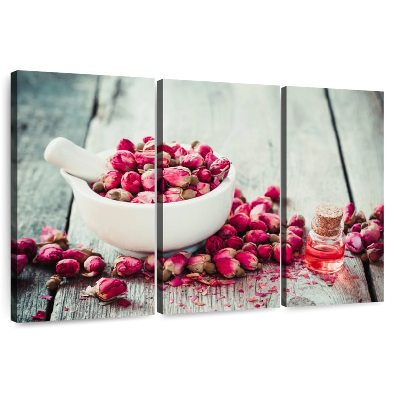Huile de rose Harnek, H 42 po x l 65 po
