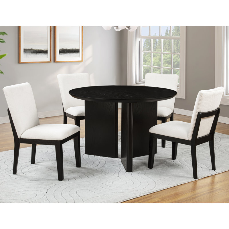 Navassa Hartsville 46" Round Dining Table, Black