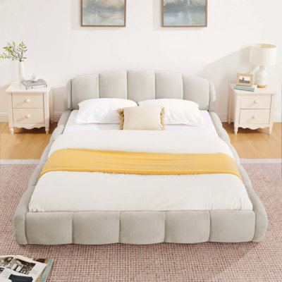 Élégante base de lit tapissier en chenille élégante, tête de lit courbée épaisse et pied de lit enveloppé, lit de plancher à profil bas, aucun sommier requis