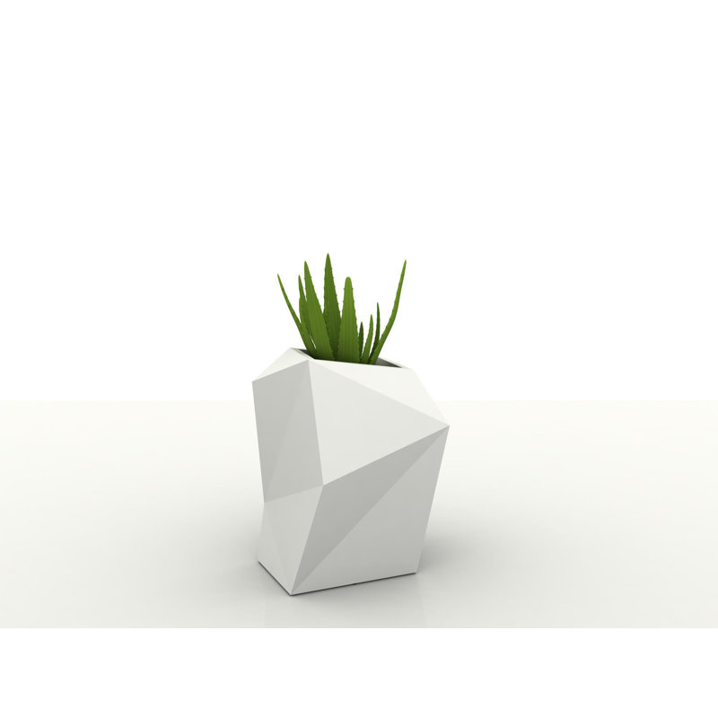 Faz Pot Planter, 27.5" H x 25.75" W x 21.75" D, White