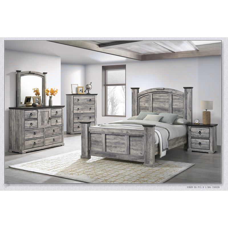 Commode contemporaine à quatre tiroirs avec deux poignées en métal pour le rangement de la chambre à coucher
